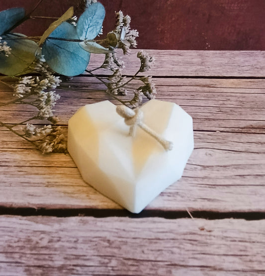 Cuore geometrico in cera d'api